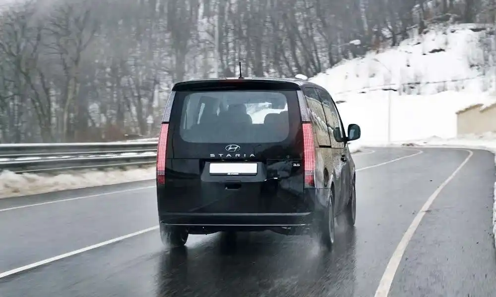 Hyundai Staria