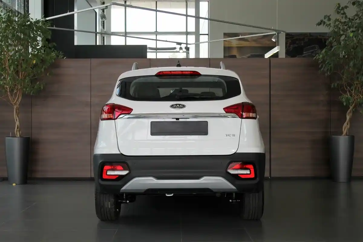 Jac JS3